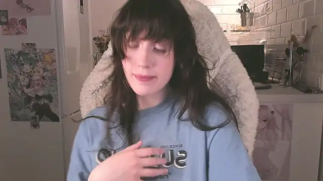 MePretty online show from December 23, 9:29 pm