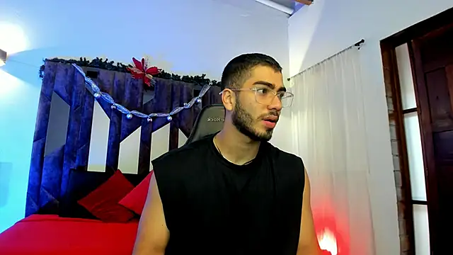 Franco banderas online show from December 3, 3:21 pm