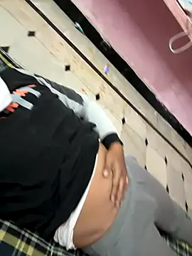 Snapshot of Ashok_9999 chatting on December 1, 11:26 am Ashok 9999 online show from December 1, 11:26 am