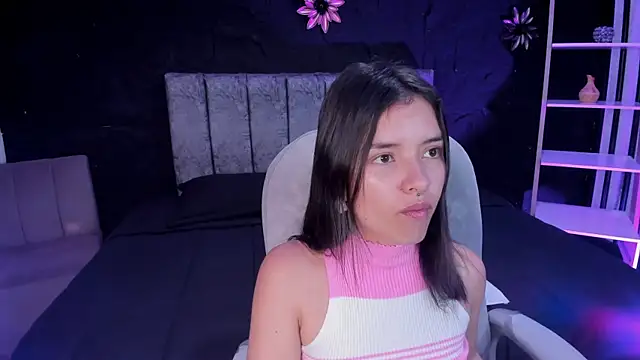 Cherrybombs  online show from May 27, 4:20 am