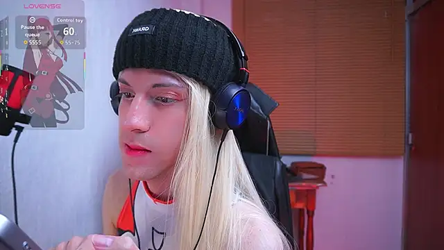 Asami y online show from March 10, 9:20 pm