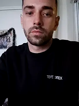 Elchicomalo29 online show from January 10, 11:20 pm