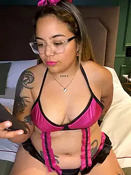 Lindalatina2001 online show from January 9, 1:08 am