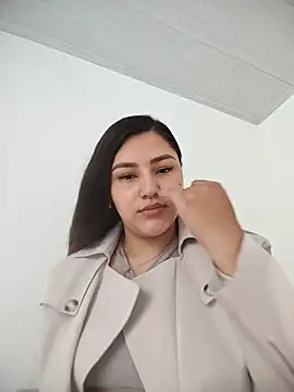 Snapshot of Julia-Blair chatting on May 1, 4:44 pm Julia-Blair online show from May 1, 4:44 pm