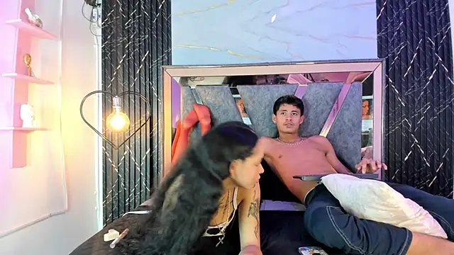 aaron and alahya online show from December 5, 2:53 am