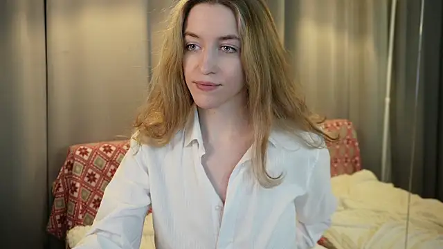 SoftDreamer online show from December 3, 3:10 pm