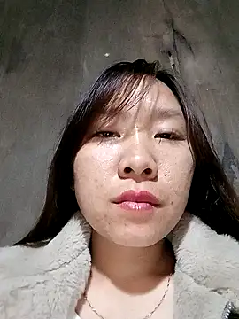 Snapshot of Minsssa20 chatting on February 9, 5:11 am Minsssa20 online show from February 9, 5:11 am