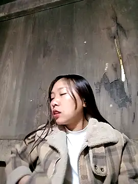 Snapshot of Minsssa20 chatting on February 22, 3:18 am Minsssa20 online show from February 22, 3:18 am