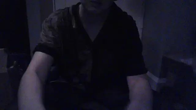 Snapshot of Amy01112 chatting on December 14, 11:31 pm Amy01112 online show from December 14, 11:31 pm