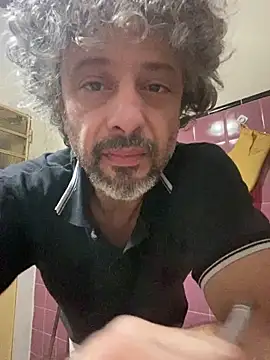 Petebulimia online show from April 14, 7:25 am