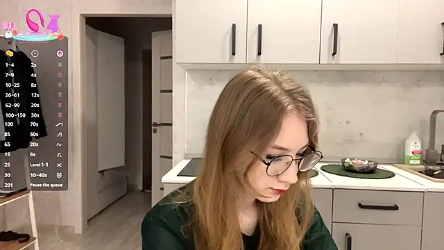 MargyDejong online show from March 1, 9:33 am