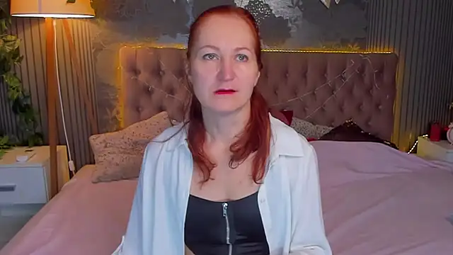 JasmineeSky online show from December 21, 1:51 pm