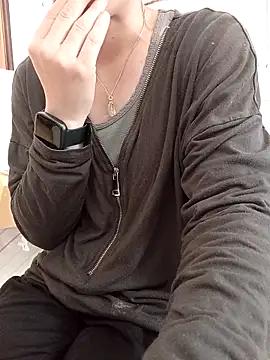 gatitachula93 online show from April 15, 12:23 pm