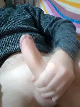 Snapshot of arsviktor chatting on December 19, 11:56 pm arsviktor online show from December 19, 11:56 pm