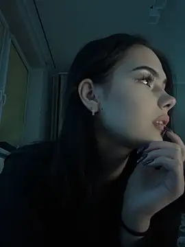 Snapshot of KaroSweet69 chatting on December 1, 9:31 pm KaroSweet69 online show from December 1, 9:31 pm