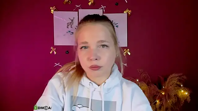 Snapshot of teya_starling chatting on December 19, 9:38 am teya starling online show from December 19, 9:38 am