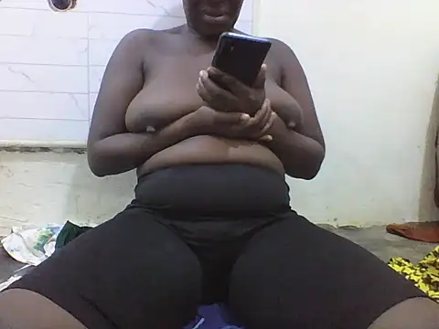 chocolatey pussy online show from January 7, 5:54 am