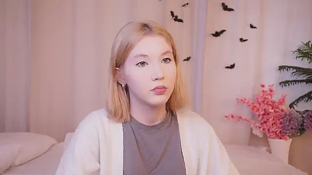 Snapshot of DonitaTerranova chatting on December 2, 8:41 am DonitaTerranova online show from December 2, 8:41 am