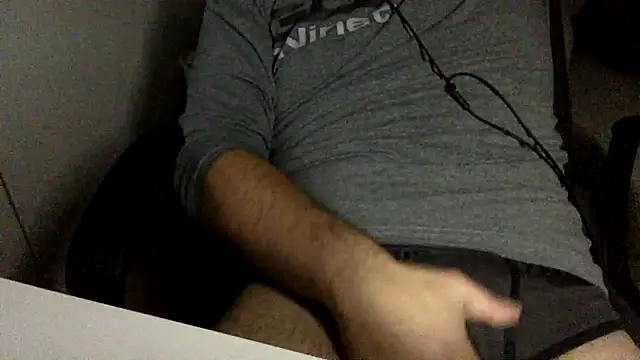 maxricc1 online show from December 1, 5:18 pm