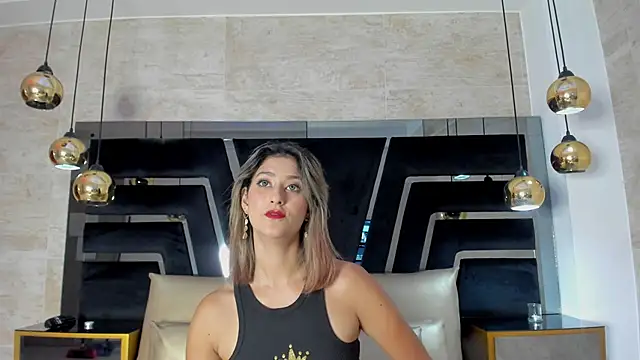 JulietaWales online show from December 18, 11:49 am