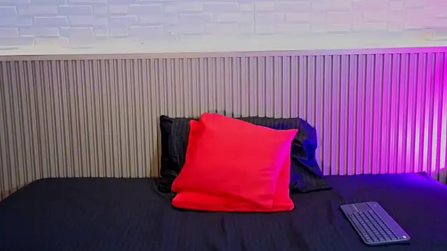 EmyVega online show from February 27, 11:27 pm