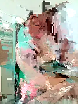 MisNicol online show from December 15, 7:29 pm