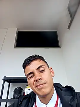 totoro 239 online show from March 21, 7:17 pm