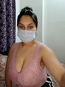 Snapshot of shilpa-singh chatting on December 18, 1:00 am shilpa-singh online show from December 18, 1:00 am