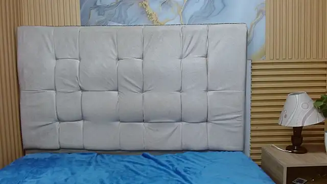 Snapshot of millyjones303av chatting on December 2, 5:30 pm millyjones303av online show from December 2, 5:30 pm