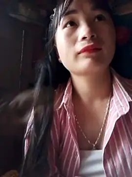 Maiphu34 online show from May 23, 11:53 pm
