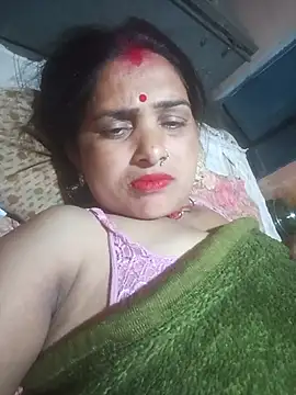 Your-shreya143 online show from March 18, 9:40 pm