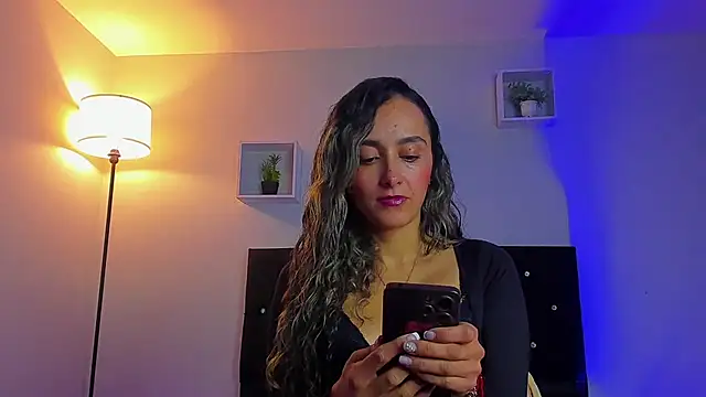 Victoria Rose  online show from January 18, 1:53 am