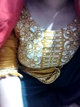 hottyrose69 online show from December 22, 1:41 pm