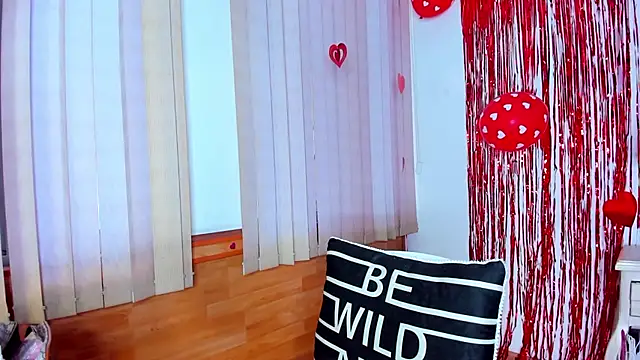 lya  brown online show from February 17, 12:23 pm