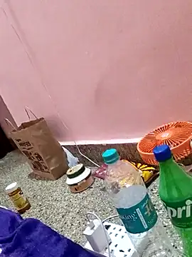 Snapshot of story-forest chatting on December 16, 8:41 am story-forest online show from December 16, 8:41 am