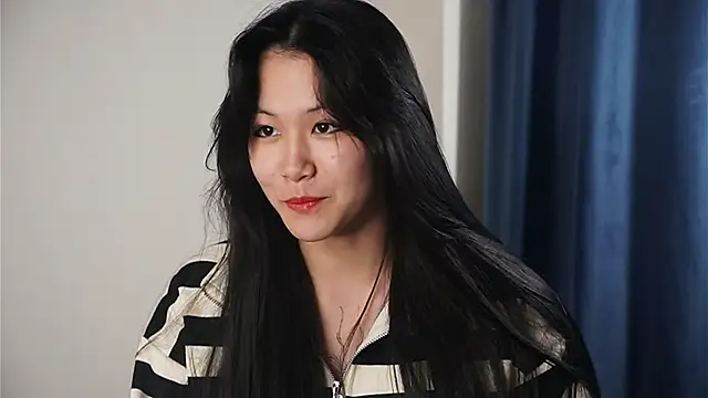 BeaHarsin online show from December 4, 12:25 pm