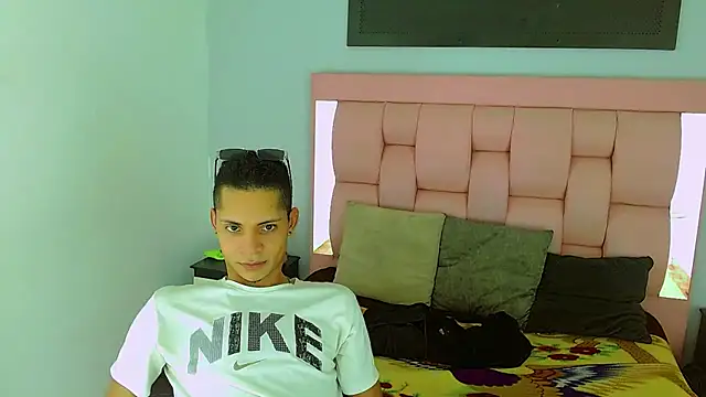 Axel Marcu online show from January 15, 4:39 am