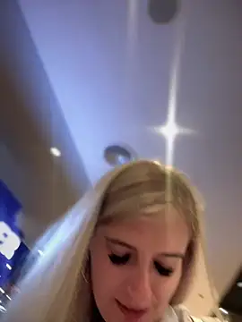 Betsy online show from December 23, 2:39 pm