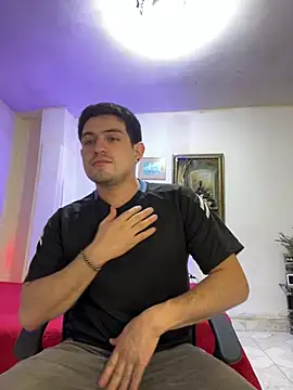 williamsmiiths16 online show from February 27, 2:55 am