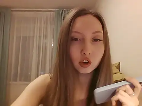 A-leya online show from December 3, 7:56 pm