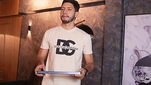 Thiago Voss online show from December 15, 12:31 pm