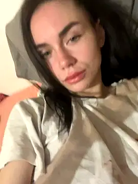 Snapshot of JeslyBoutensx chatting on December 4, 12:20 am JeslyBoutensx online show from December 4, 12:20 am