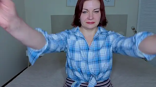 Snapshot of Stasya_milf chatting on December 4, 10:18 pm Stasya milf online show from December 4, 10:18 pm