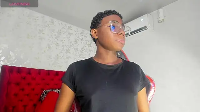 teylor lovee online show from February 11, 8:36 pm