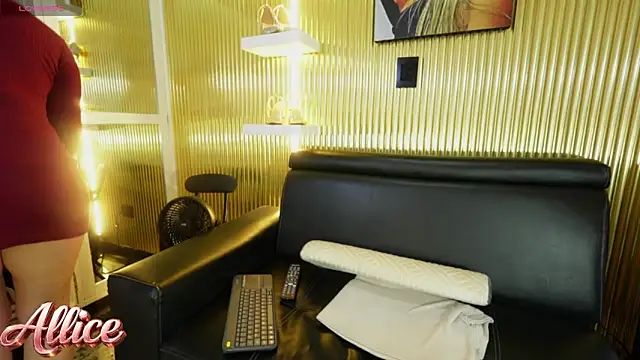 Allice mommy online show from January 16, 7:07 pm