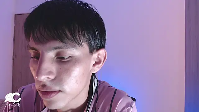 andrew courtzz online show from March 31, 9:15 pm