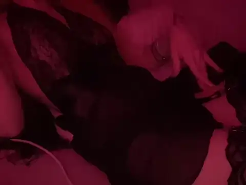 Snapshot of BlackBunnyyDoll chatting on December 4, 8:56 am BlackBunnyyDoll online show from December 4, 8:56 am