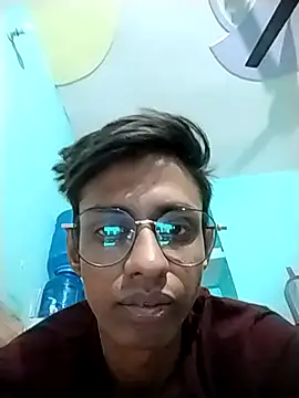 Snapshot of bottomnoida chatting on December 4, 9:51 am bottomnoida online show from December 4, 9:51 am