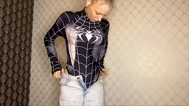 Cleonoth2o online show from February 3, 6:13 pm