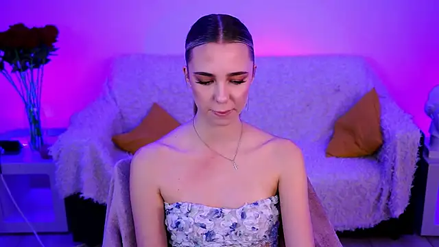 KimPorins online show from February 27, 4:40 pm